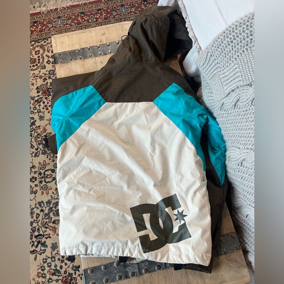 DC snowboarding winter jacket coat - Picture 2 of 3